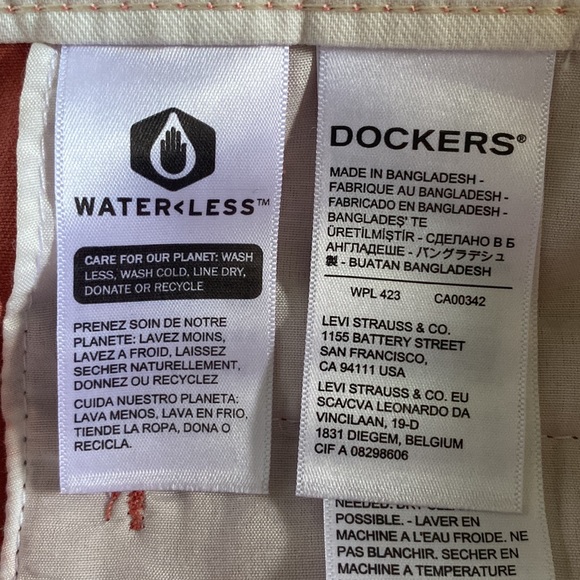 10.5" Men’s (Salmon) Dockers NWT -Great For Day On The Beach/Golf Course - Picture 5 of 6